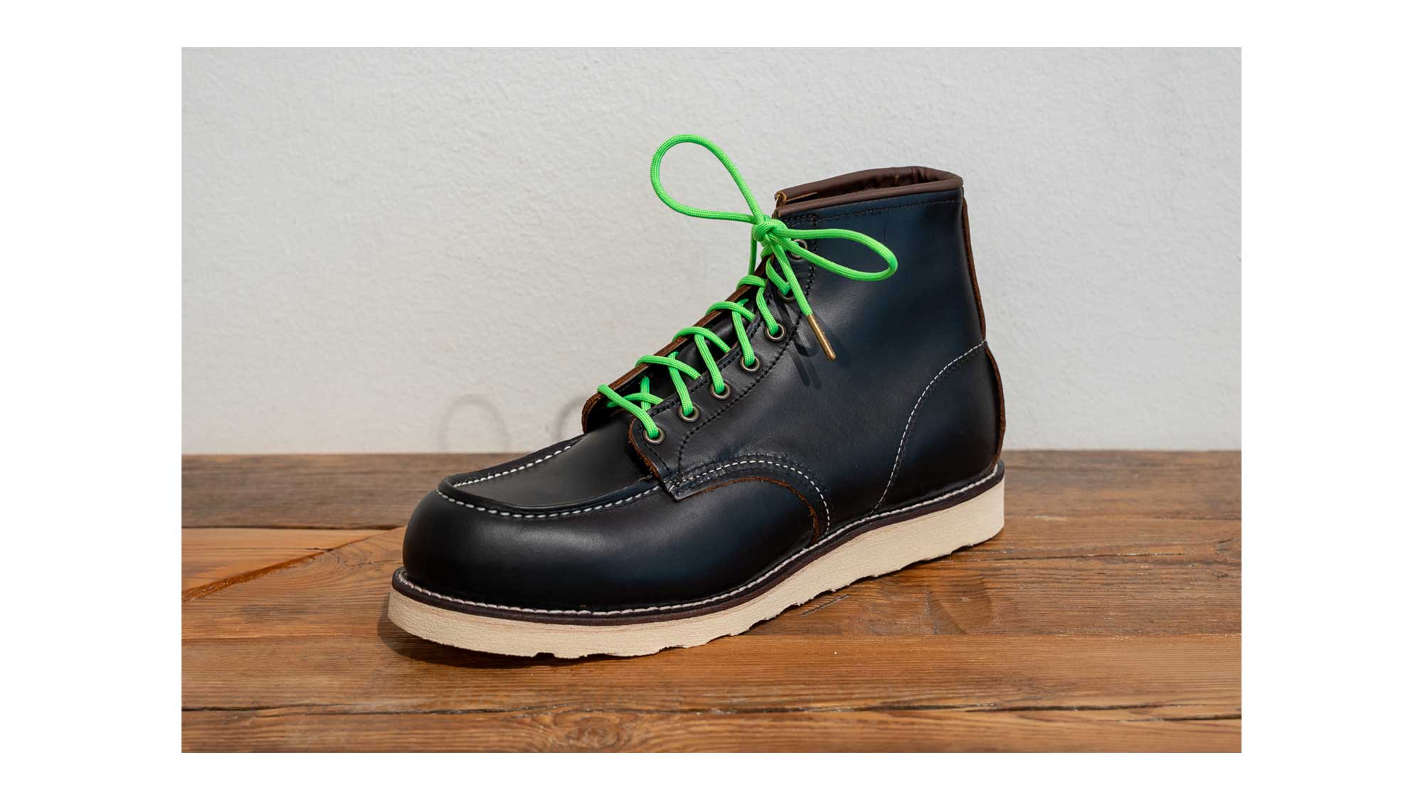 Pisgah / 6-7 Eyelets / Neon Green
